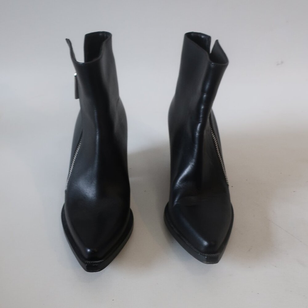 Womens Christian Louboutin Santiazip 65 Black Leather Ankle Boots EU 34/US 4 - Picture 2 of 9